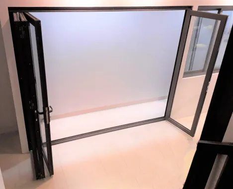 Windows & Doors P63A Folding Door 3 05_p63a_folding_door_pic_2